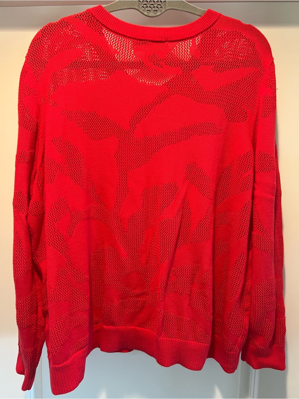 Red Button-Front Knit Cardigan - Picture 3 of 4